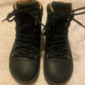 EUC Black Birkenstock Jackson Boots